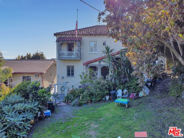 153 W Channel Road, Santa Monica, CA 90402