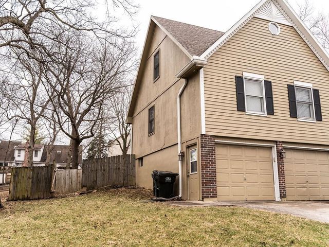 18401 E 26th Street Court S, Independence, MO 64057