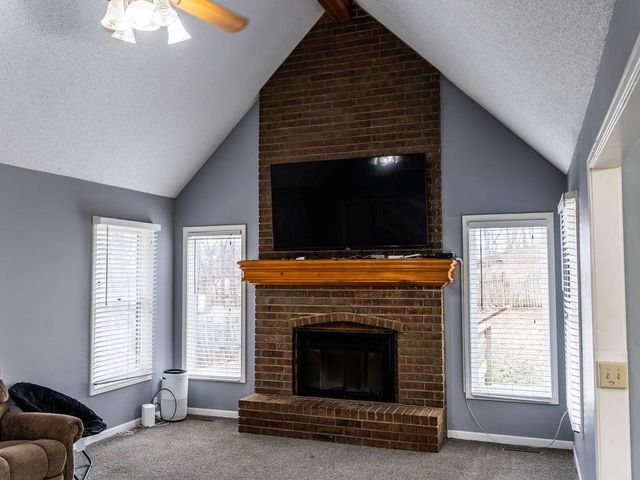 18401 E 26th Street Court S, Independence, MO 64057