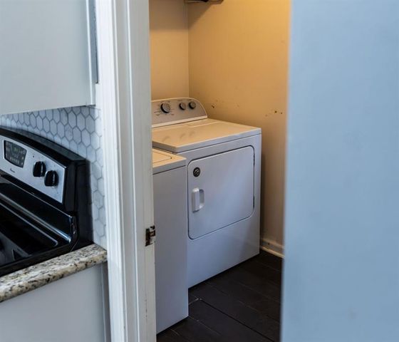 18401 E 26th Street Court S, Independence, MO 64057