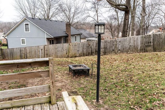 18401 E 26th Street Court S, Independence, MO 64057