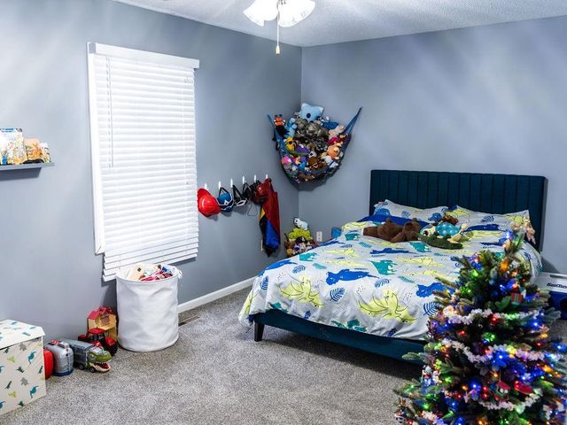 18401 E 26th Street Court S, Independence, MO 64057