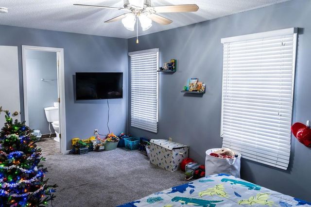 18401 E 26th Street Court S, Independence, MO 64057