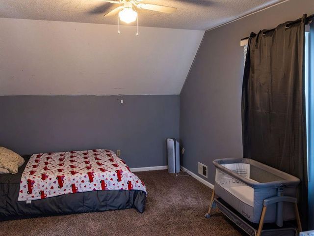 18401 E 26th Street Court S, Independence, MO 64057