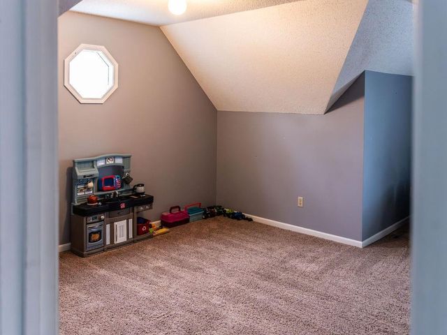 18401 E 26th Street Court S, Independence, MO 64057