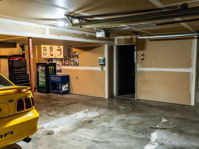 18401 E 26th Street Court S, Independence, MO 64057