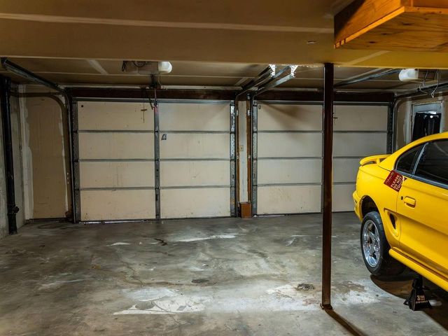 18401 E 26th Street Court S, Independence, MO 64057