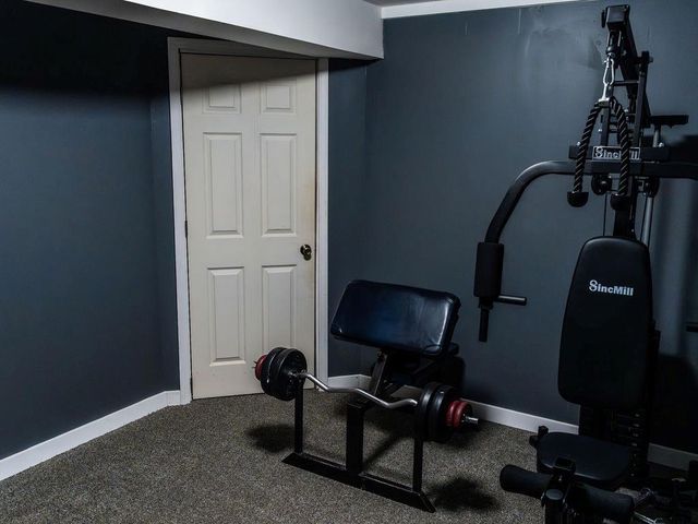 18401 E 26th Street Court S, Independence, MO 64057