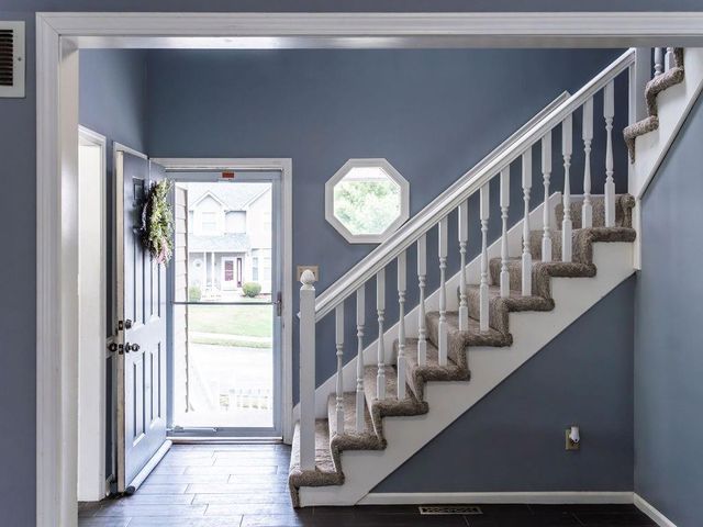 18401 E 26th Street Court S, Independence, MO 64057