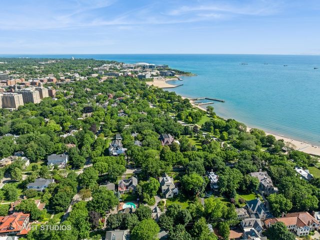 1319 Forest Avenue, Evanston, IL 60201