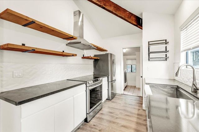 146 Bean Creek Road D3, Scotts Valley, CA 95066