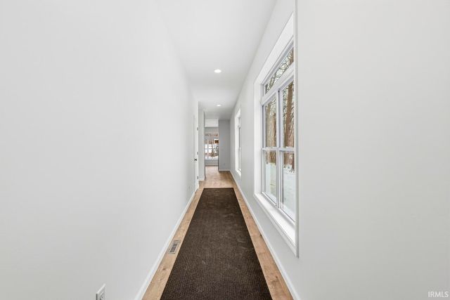 51482 Outer Drive, South Bend, IN 46628