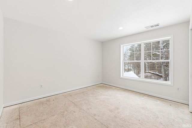 51482 Outer Drive, South Bend, IN 46628