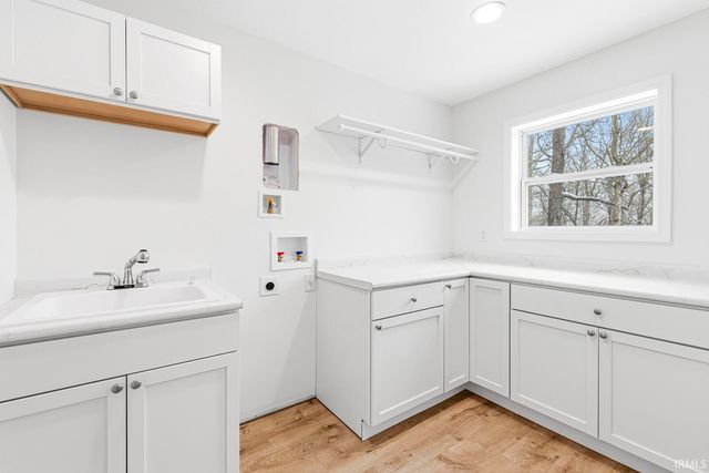 51482 Outer Drive, South Bend, IN 46628