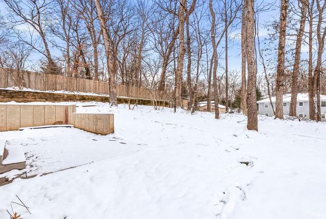 51482 Outer Drive, South Bend, IN 46628