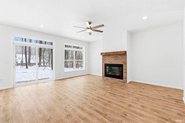 51482 Outer Drive, South Bend, IN 46628