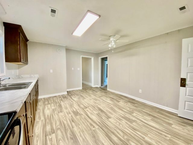 808 11th Ave., Conway, SC 29526