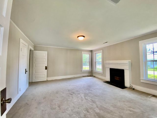 808 11th Ave., Conway, SC 29526