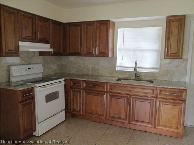 205 Phantasy Avenue, Lake Placid, FL 33852