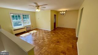 125 TALBOTT ST #125, Rockville, MD 20852