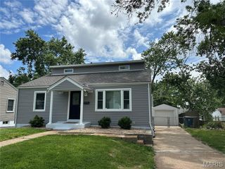 1912 Overland Drive, St Louis, MO 63114