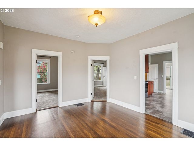 4305 Se 59TH Ave, Portland, OR 97206