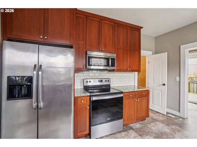 4305 Se 59TH Ave, Portland, OR 97206