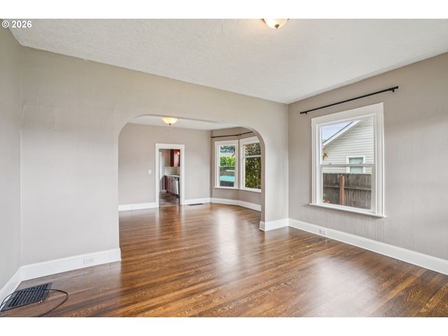 4305 Se 59TH Ave, Portland, OR 97206