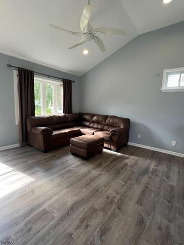 126 Third St, Middlesex Boro, NJ 08846