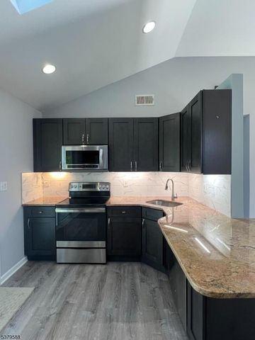 126 Third St, Middlesex Boro, NJ 08846