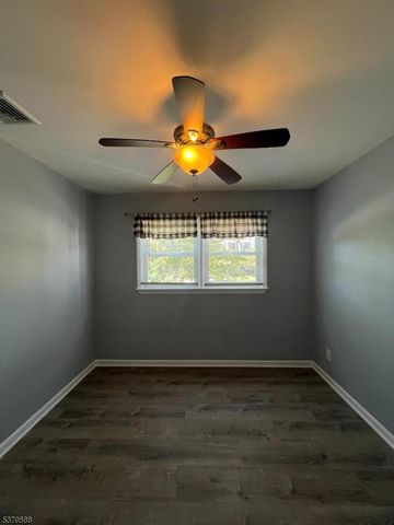 126 Third St, Middlesex Boro, NJ 08846