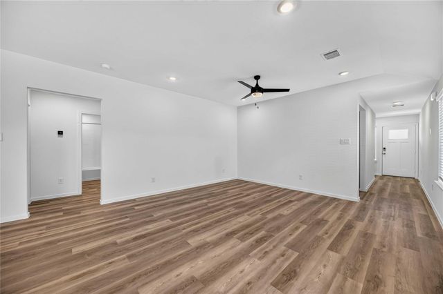 5214 Purple Beebalm Lane, Houston, TX 77048