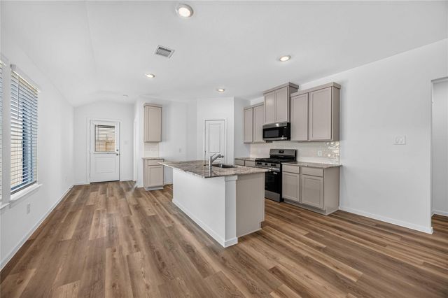 5214 Purple Beebalm Lane, Houston, TX 77048