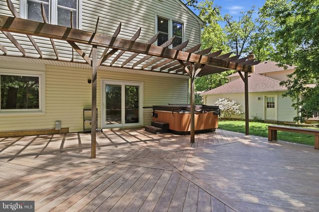 407 AUTUMN OLIVE WAY, Sterling, VA 20164