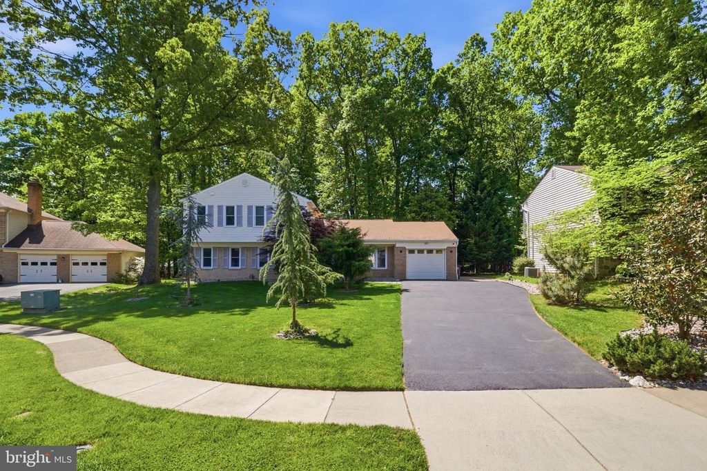 407 AUTUMN OLIVE WAY, Sterling, VA 20164