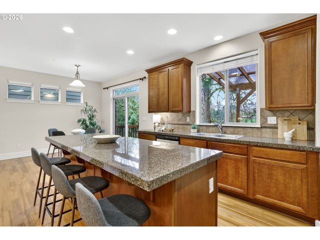 11307 Nw KIMBLE Ct, Portland, OR 97229