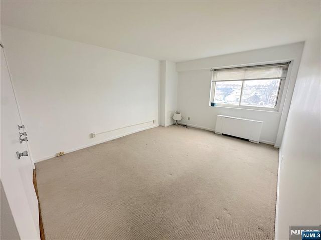 2185 Lemoine 5B, Fort Lee, NJ 07024