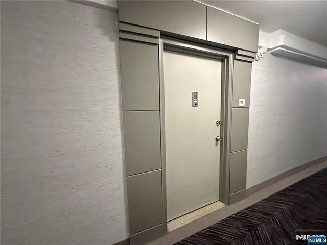 2185 Lemoine 5B, Fort Lee, NJ 07024