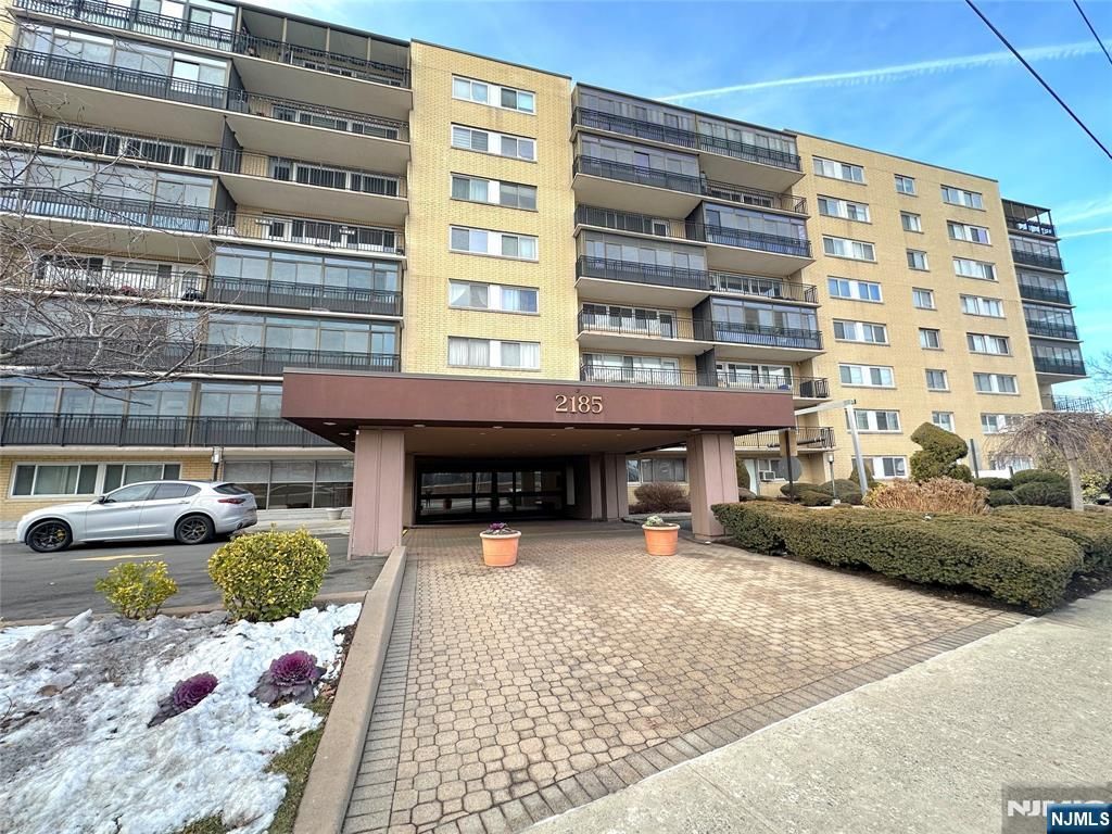 2185 Lemoine 5B, Fort Lee, NJ 07024