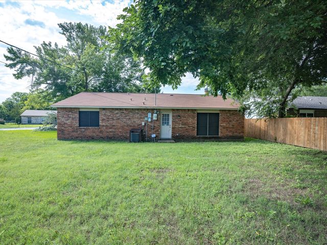 10217 Ironwood Lane, Dallas, TX 75249