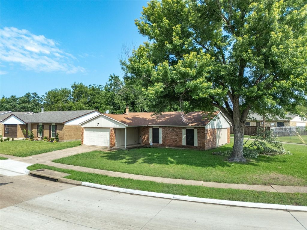 10217 Ironwood Lane, Dallas, TX 75249