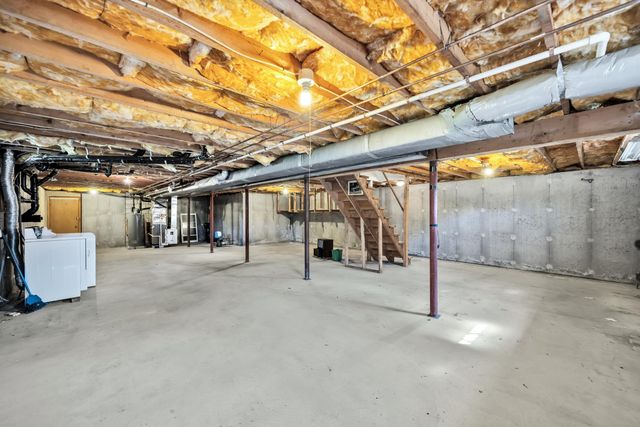 90 Captain York Road, South Yarmouth, MA 02664