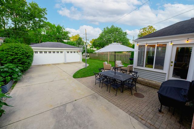 543 S Dunton Avenue, Arlington Heights, IL 60005