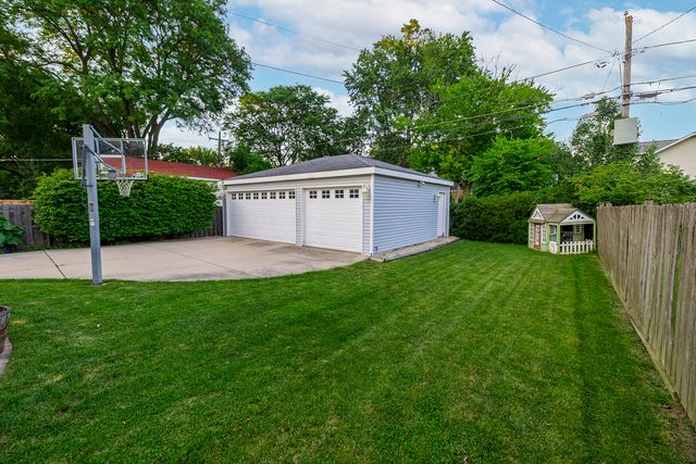 543 S Dunton Avenue, Arlington Heights, IL 60005
