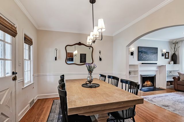 543 S Dunton Avenue, Arlington Heights, IL 60005