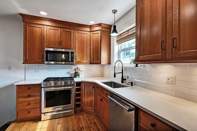 543 S Dunton Avenue, Arlington Heights, IL 60005