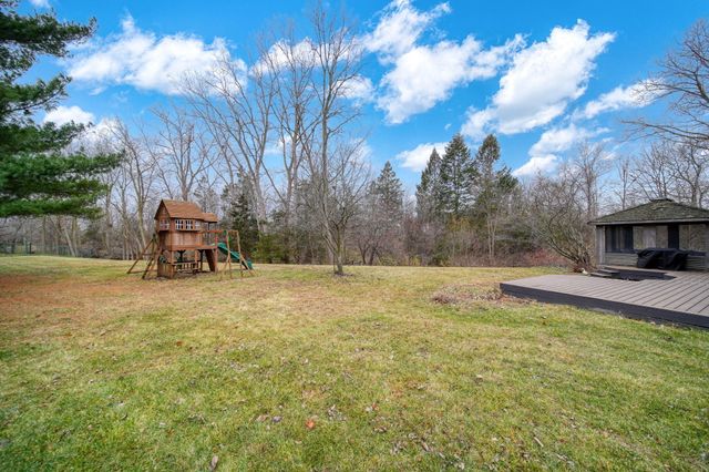 1544 Brookfield Court, Adrian City, MI 49221