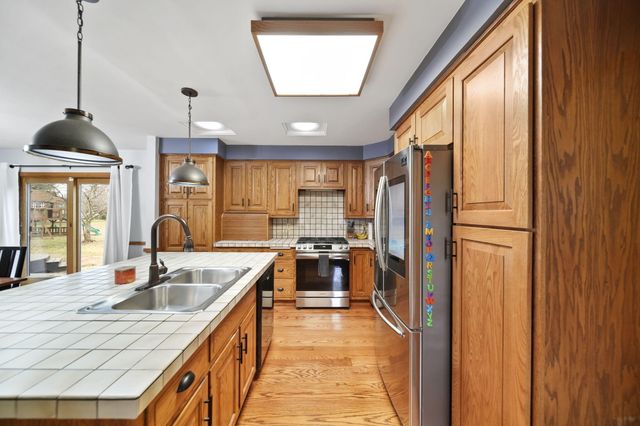 1544 Brookfield Court, Adrian City, MI 49221