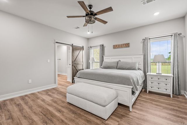 17 Republican Loop, Greenbrier, AR 72058