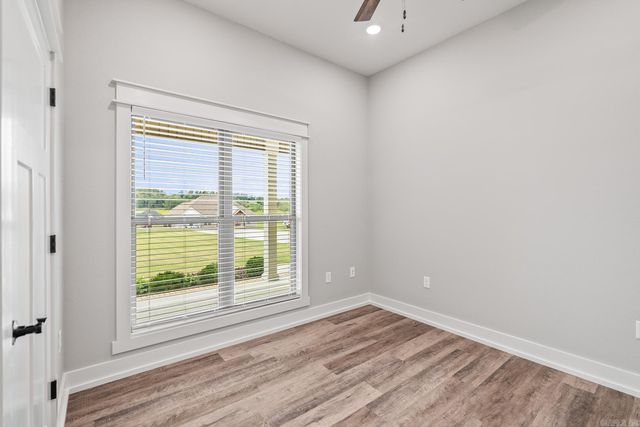 17 Republican Loop, Greenbrier, AR 72058